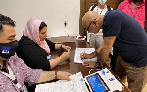 کۆمسیۆن: داواکارین ئەوانەی کارتی دەنگدانیان نییە ئەم دەرفەتە لەدەست خۆیان نەدەن